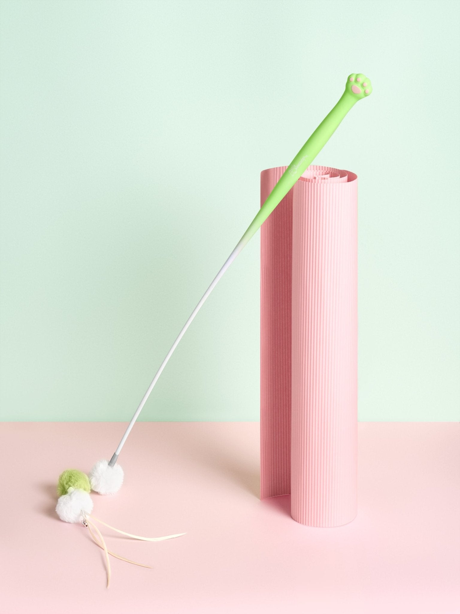Cat Toy Teaser Wand - Retractable & Fun - Apple Green