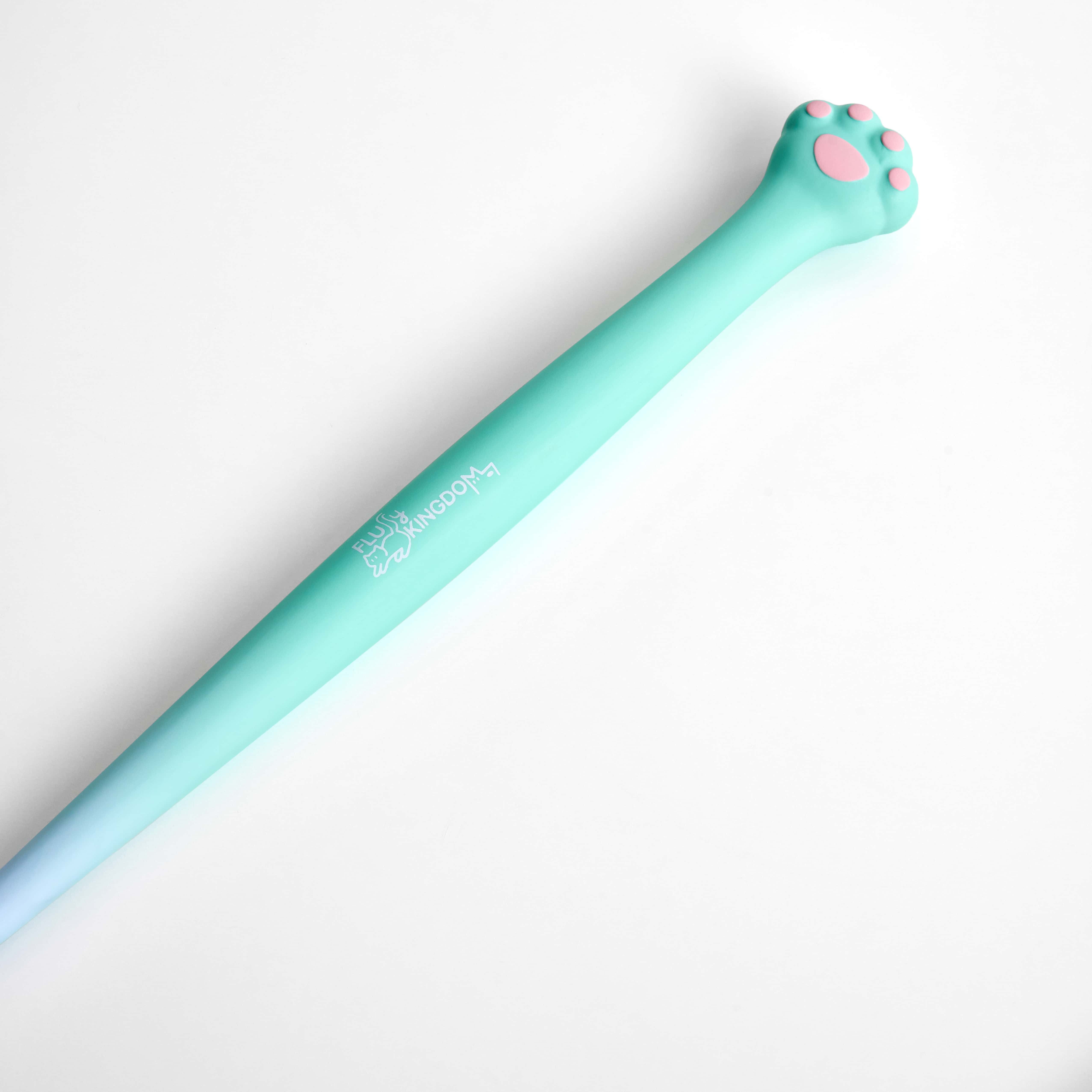 Cat Toy Teaser Wand – Green – Retractable & Fun – Interactive Cat